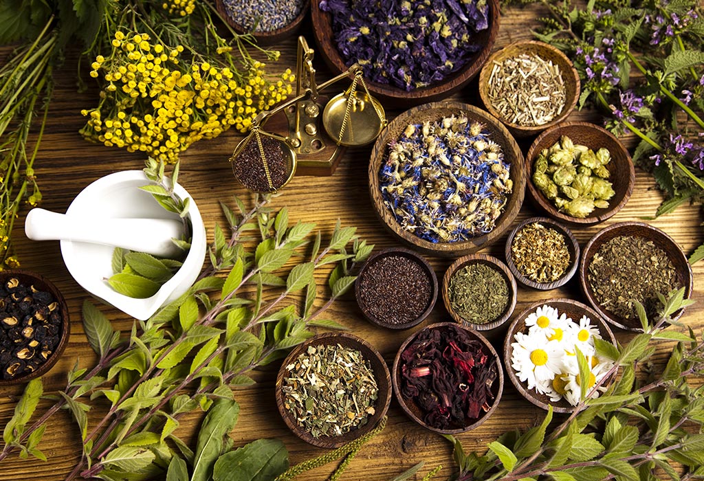 always-look-for-these-ayurvedic-herbs-in-skincare-products-mymatra