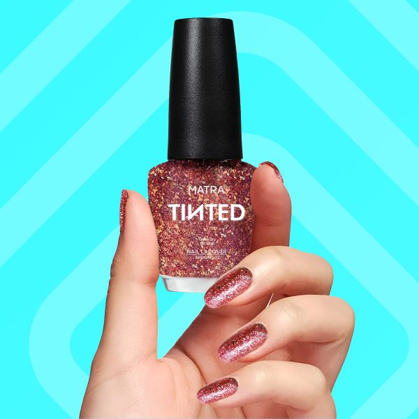 Matra TINTED Glitter Nail Polish Paint (15ml) - Rosy Flakes Confetti Nail Enamel Quick Drying, Long-lasting, No Chip, High Colour Payoff - Non-UV Nail Lacquer - No Toxin, Cruelty-free Nail Colour